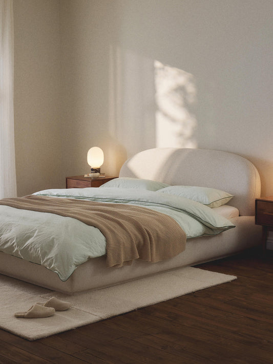 Alba rounded quilted terry bed