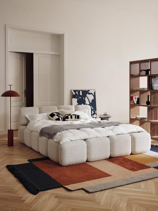 Quilted plush-loop bed