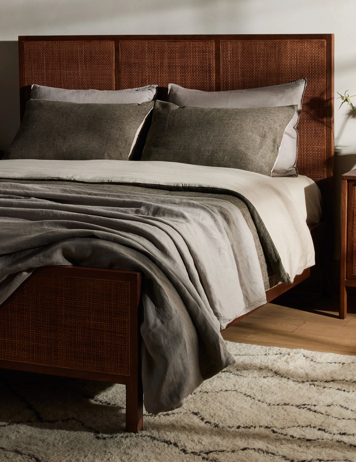 Roots Bed