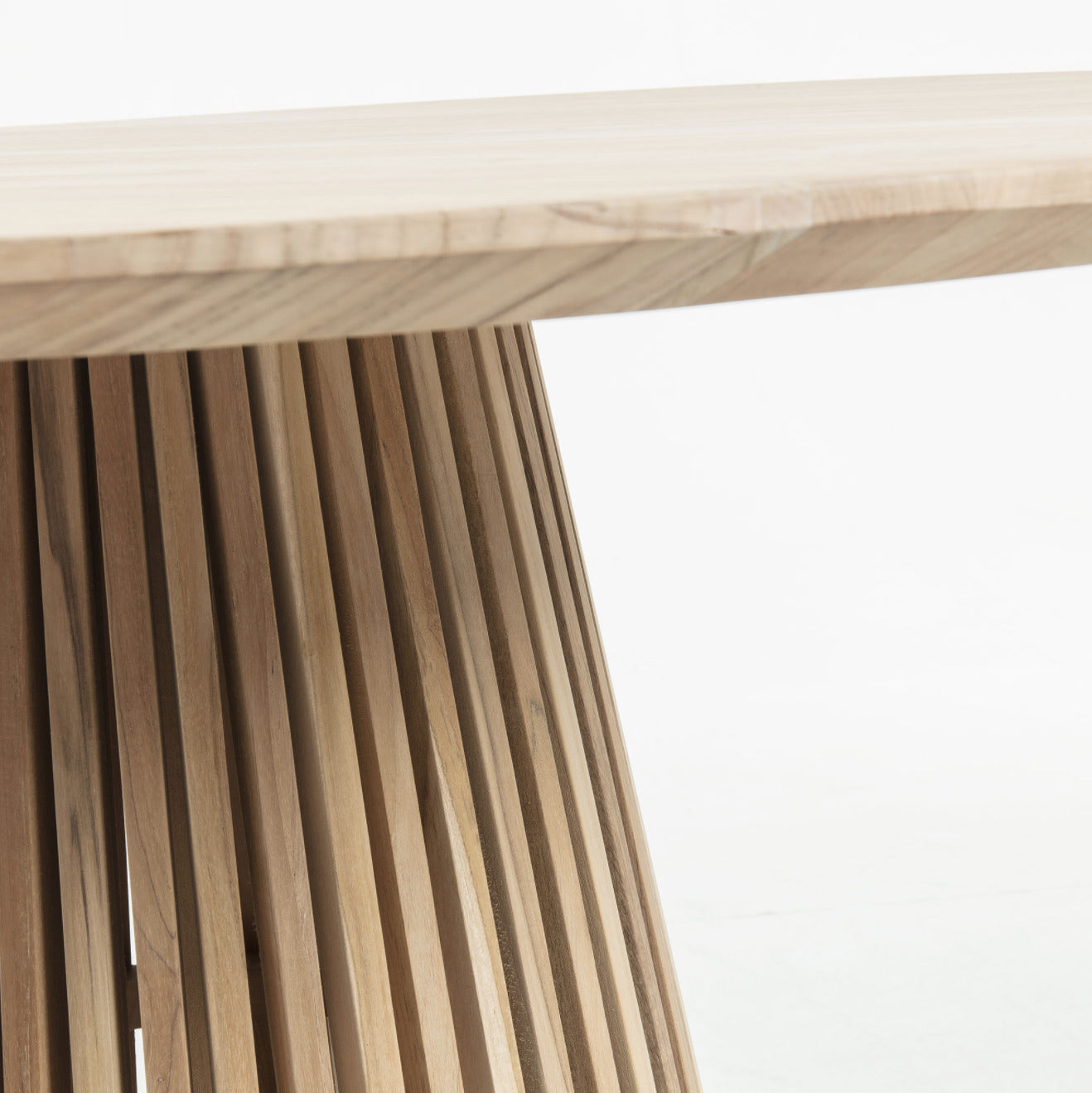 Simple Wood Dining Table With 4 Rattan Chairs