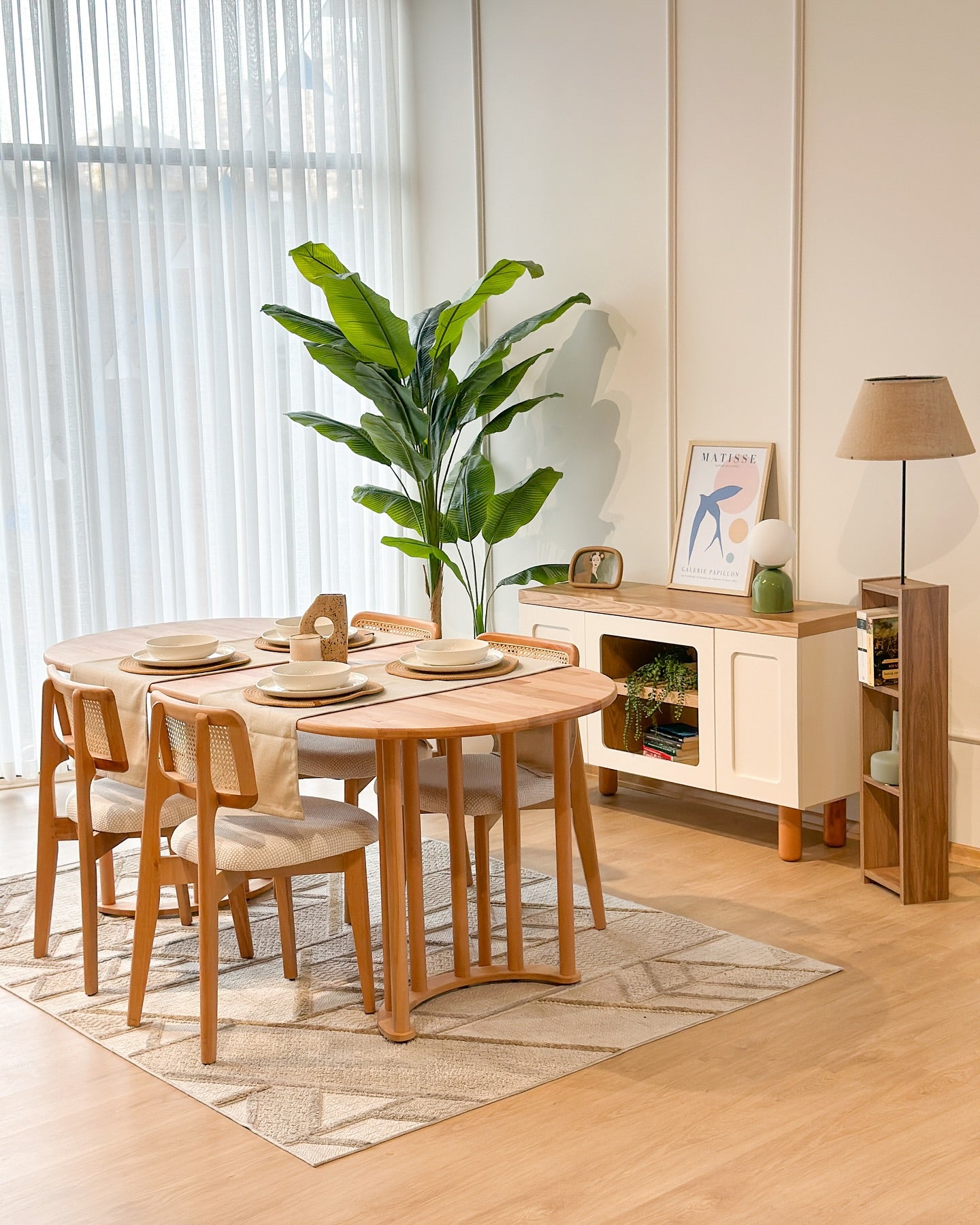 Haven Dining Table Set