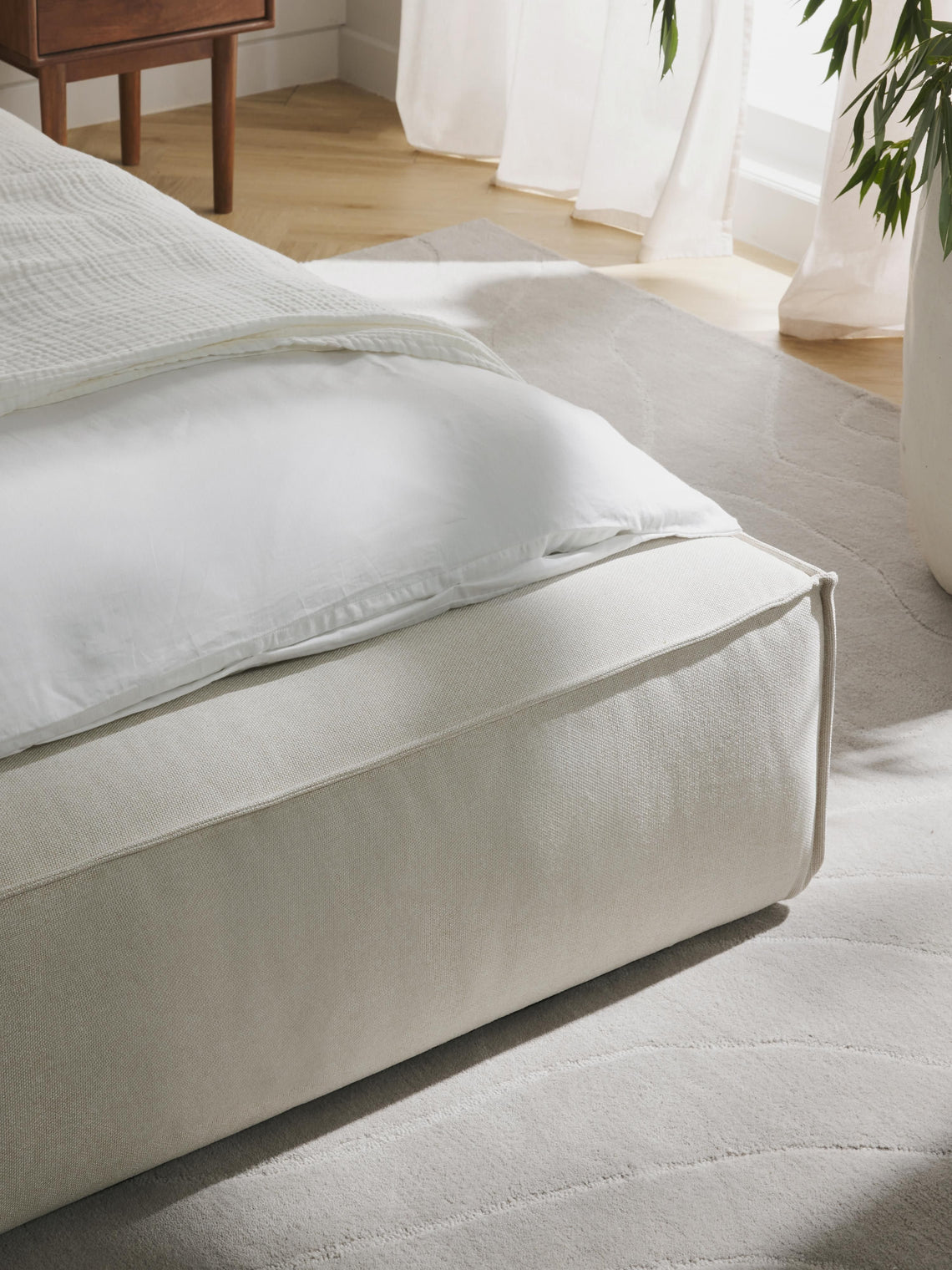 Lennon bed