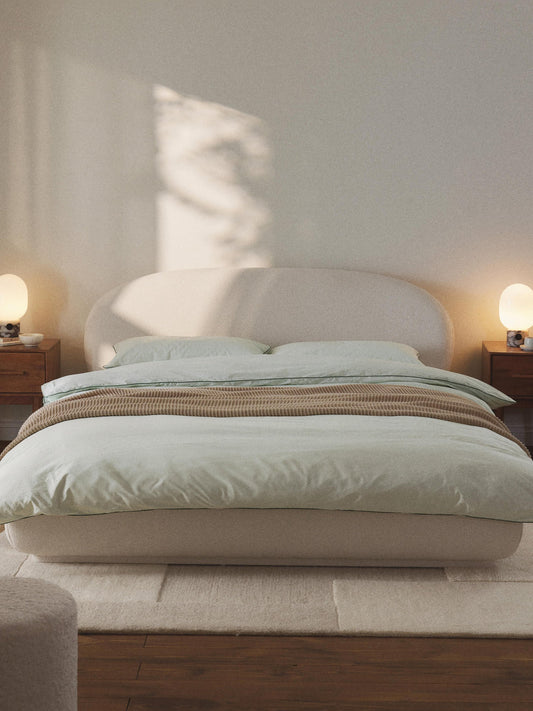 Alba rounded quilted terry bed