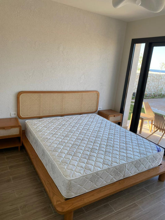 Soledad Bed
