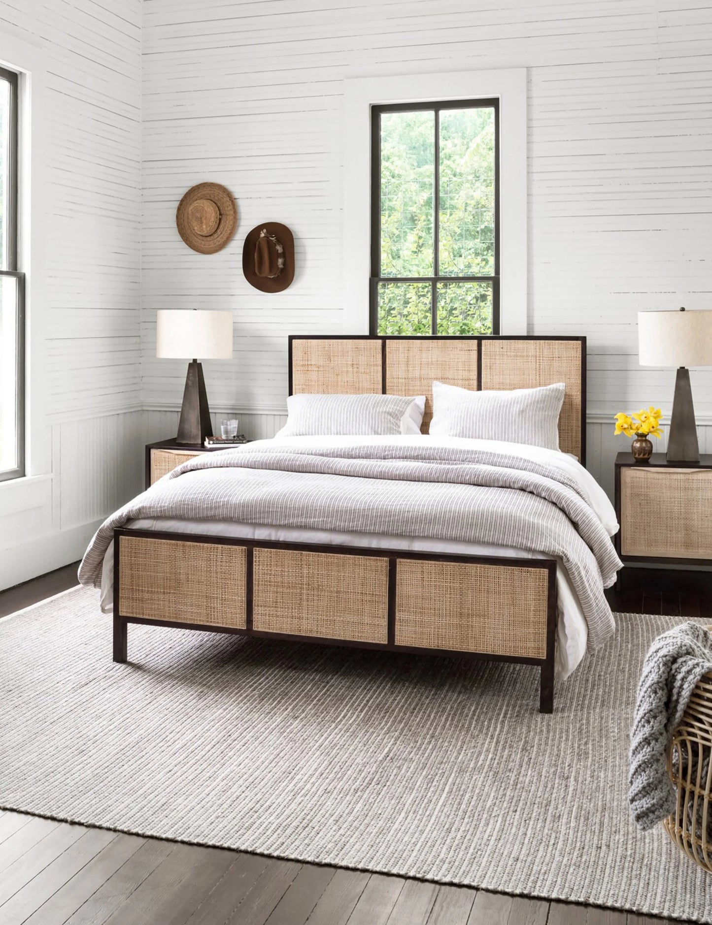 Roots Bed