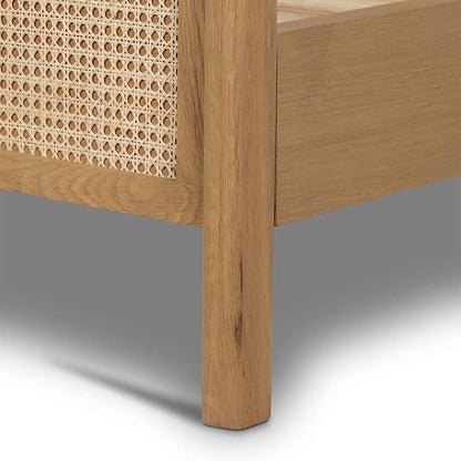 Coupa Bed