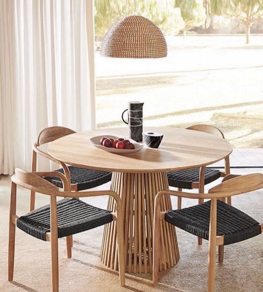 Simple Wood Dining Table With 4 Rattan Chairs