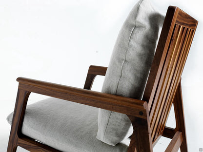 Laxy Chair