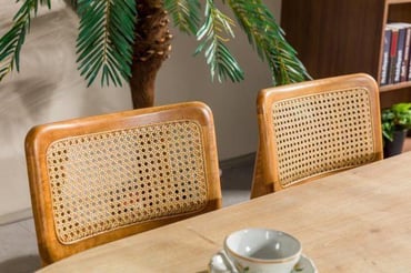 Blanca Table Set